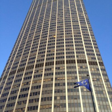 La Tour Montparnasse, costruita tra il 1969 e il 1973