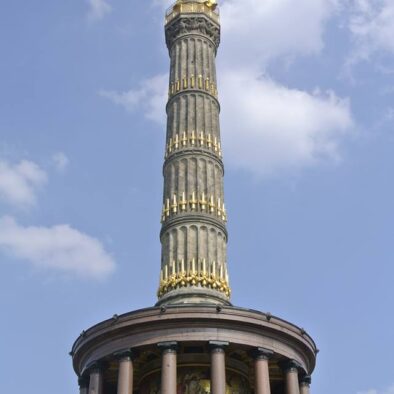 La Colonna della Vittoria (Siegessäule), eretta nel 1873 e situata al centro del Tiergarten