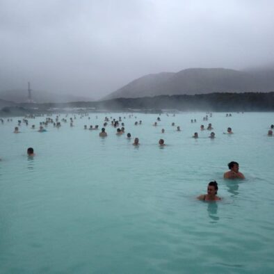 在蓝湖泡温泉