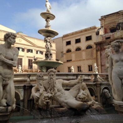La Fontana della Vergogna (1554) in Piazza Pretoria