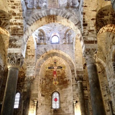 Interni della Chiesa di S. Cataldo (XII secolo)