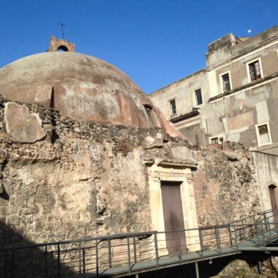 Le Terme della Rotonda di Catania sono delle strutture termali di epoca romana, datate al I-II secolo d.C.