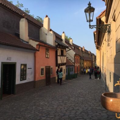 ll Vicolo d’Oro (Zlatá ulička) nell’area del Castello di Praga (Pražský hrad)