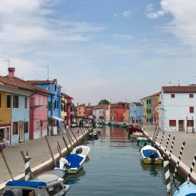 拉诺岛, 即”彩色岛” (Burano)