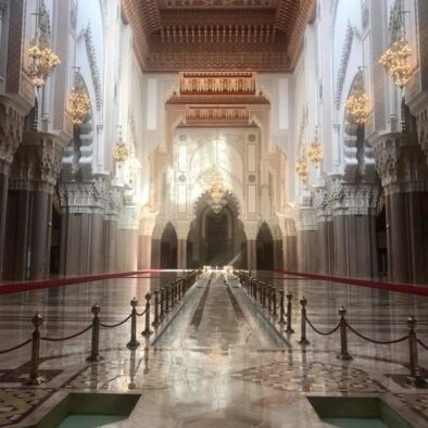La Moschea di Hassan II (مسجد الحسن الثاني‎), inaugurata nel 1993