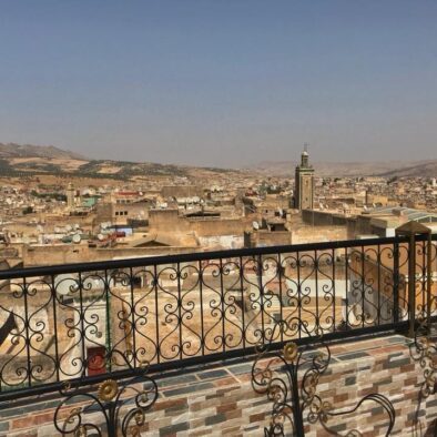 Panorama di Fez dalla terrazza dell’hotel Dar El Ouedghiri