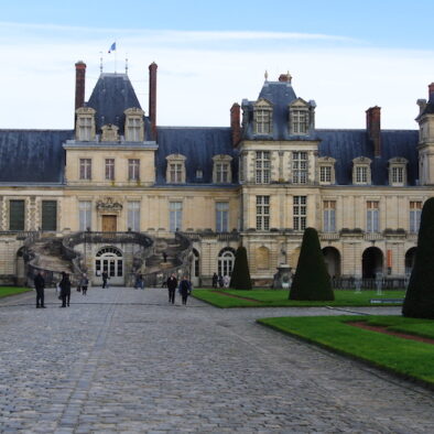 Il Castello di Fontainebleau (Château Royal de Fontainebleau), costruito tra il XII ed il XIII secolo