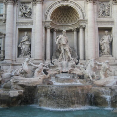 La Fontana di Trevi, completata nel 1762