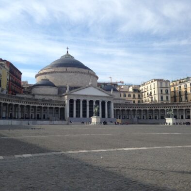 平民表决广场 (Piazza del Plebiscito）