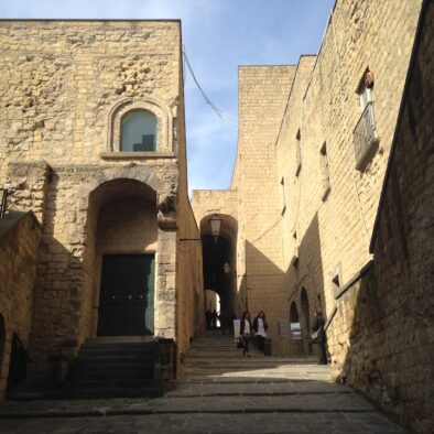 蛋堡 (Castel dell’Ovo）