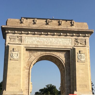 L’Arco di Trionfo (Arcul de Triumf), del 1935