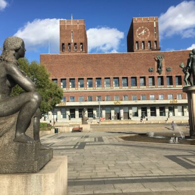 Il Municipio di Oslo (Oslo rådhus), inaugurato nel 1950