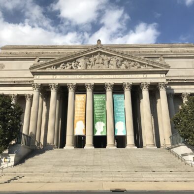 Il Palazzo degli Archivi Nazionali degli Stati Uniti d’America (National Archives Building), costruito tra il 1931 ed il 1935