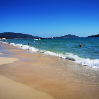 Dadonghai Beach (大东海海滩)