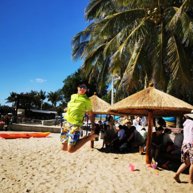 Dadonghai Beach (大东海海滩)