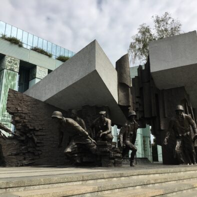 Monumento all’insurrezione di Varsavia, eretto nel 1989