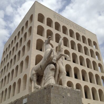 Il palazzo della Civiltà Italiana, completato nel 1953