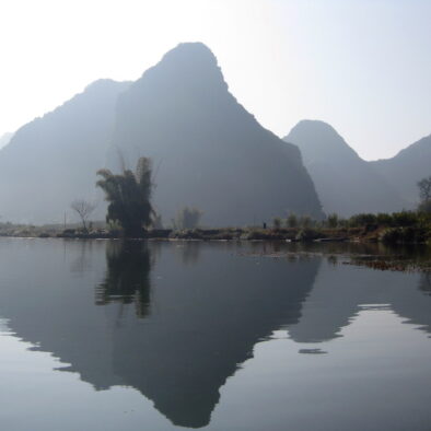 Escursione in chiatta sul fiume Li Jiang (漓江)
