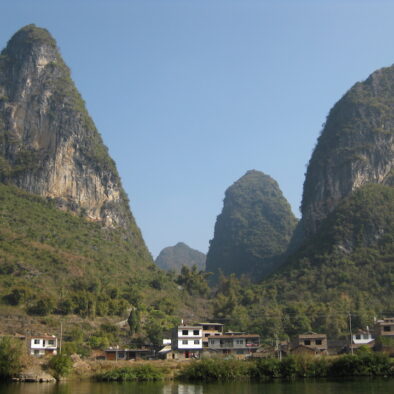 Escursione in chiatta sul fiume Li Jiang (漓江)