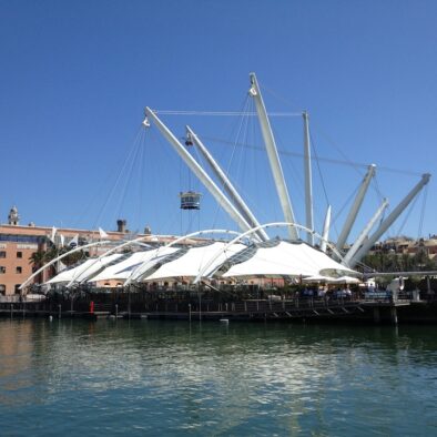 Il Bigo di Genova, l’ascensore panoramico progettato da Renzo Piano nel 1992