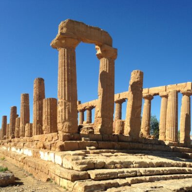 Il tempio di Giunone ad Agrigento, costruito dal 460 al 440 a.C.