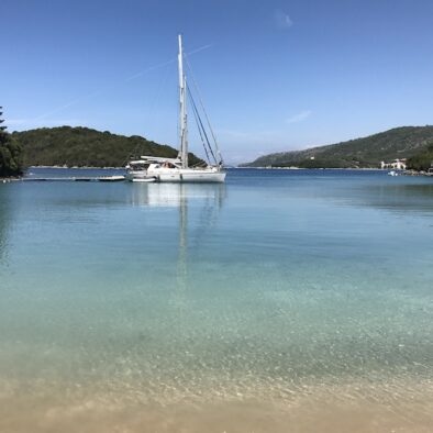 贝拉维拉卡海滩 (Παραλία Μπέλα Βράκα)