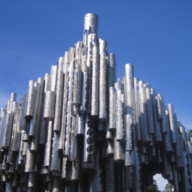 Passio musicae (Sibelius-monumentti), svelato il 7 settembre 1967, è un monumento dedicato al compositore finlandese Jean Sibelius