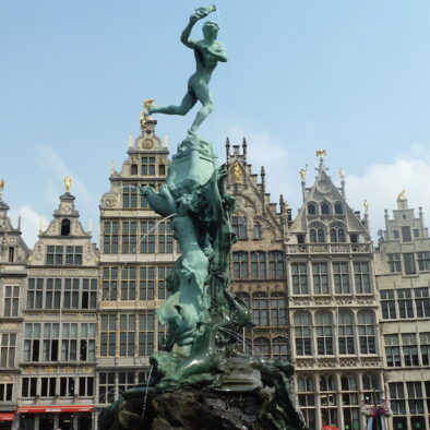 Brabo Fountain and Guild Houses on Market Square (Grote Markt)