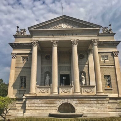 Volta Temple (Tempio Voltiano) in Como